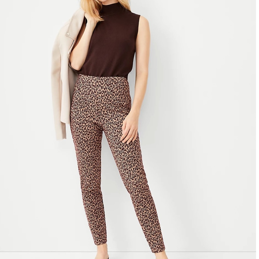 Ann Taylor New The Animal Print Side Zip Legging
#J
